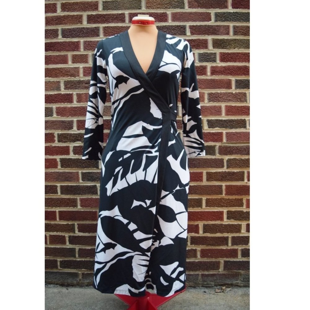 Tahari Wrap Dress in Black & White Knit Print, Midi Length, 3/4 Sleeves, Size XS
